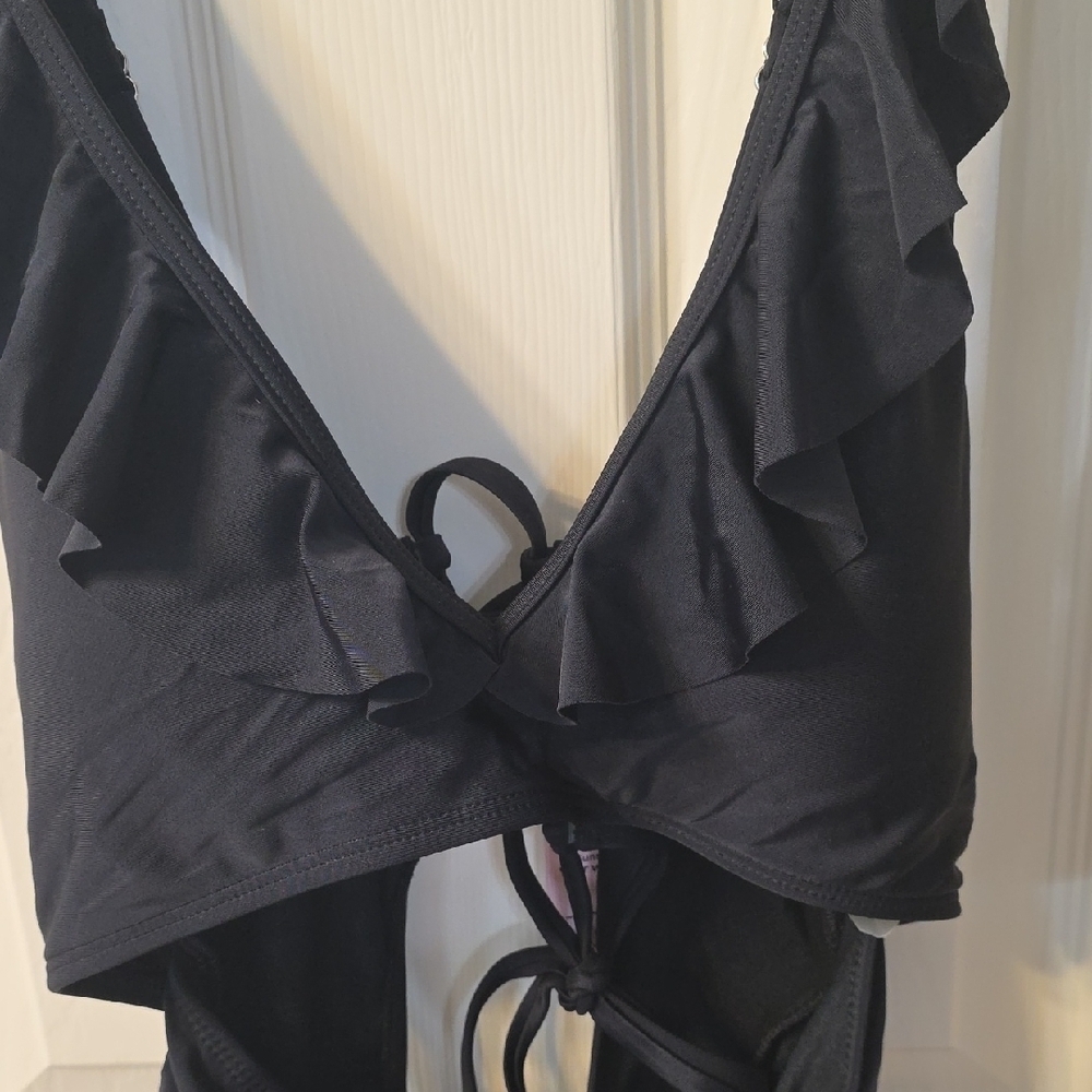 Elegant Black Women's Intimate Bodysuit - Picture 3 of 4